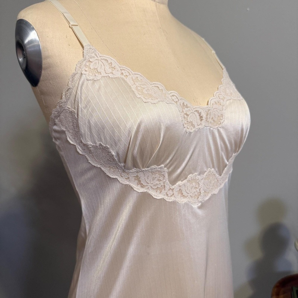 Elizabeth Gordon Vintage Nightgown Slip Ivory Nylon Lace Small Minimal - Picture 3 of 15